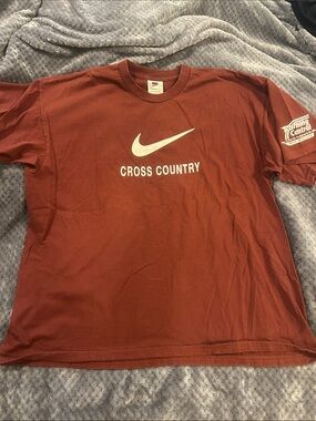 Great Condition Nike Cross County Tshirt With Steve Prefontaine quote szXL